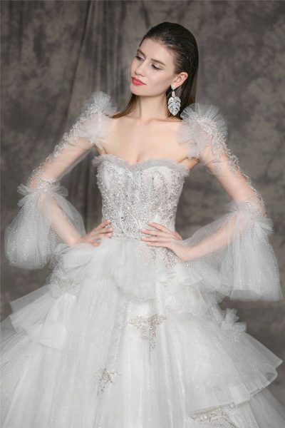 霧紗層次 白紗 |台北法國巴黎婚紗|可拆袖長袖款示意