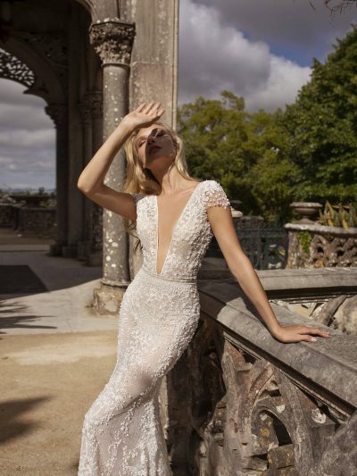 蕾絲雕花魚尾 禮服 |台北法國巴黎 婚紗 |蕾絲紋理近拍